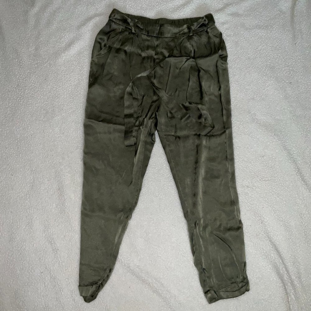 Francesca's Closet silky green dress pants - Small